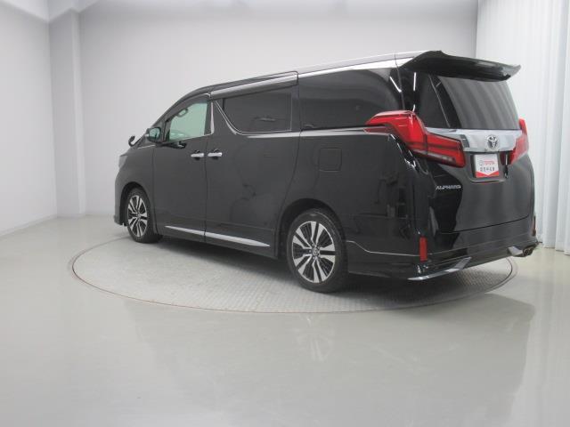 アルファード 2.5S Cパッケージ 4WD フルセグ メモリーナビ ミュージックプレイヤー接続可 後席モニター バックカメラ 衝突被害軽減システム ETC ドラレコ 両側電動スライド LEDヘッドランプ 乗車定員7人 ワンオーナー(4枚目)