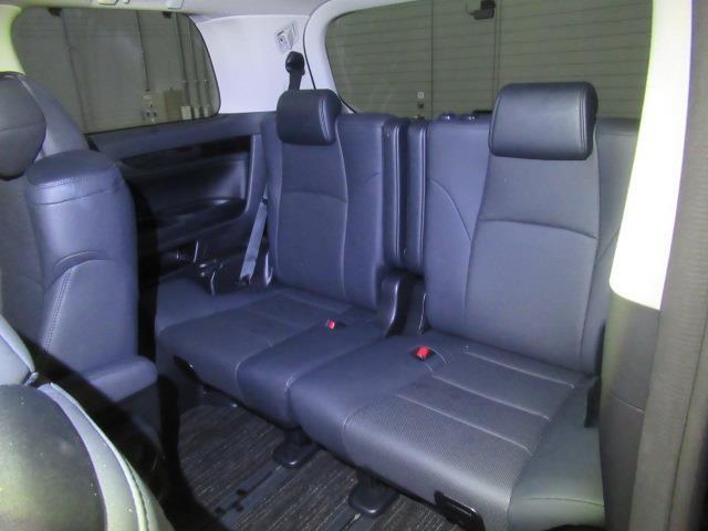 アルファード 2.5S Cパッケージ 4WD フルセグ メモリーナビ ミュージックプレイヤー接続可 後席モニター バックカメラ 衝突被害軽減システム ETC ドラレコ 両側電動スライド LEDヘッドランプ 乗車定員7人 ワンオーナー(12枚目)