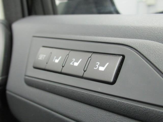 アルファード 2.5S Cパッケージ 4WD フルセグ メモリーナビ ミュージックプレイヤー接続可 後席モニター バックカメラ 衝突被害軽減システム ETC ドラレコ 両側電動スライド LEDヘッドランプ 乗車定員7人 ワンオーナー(26枚目)