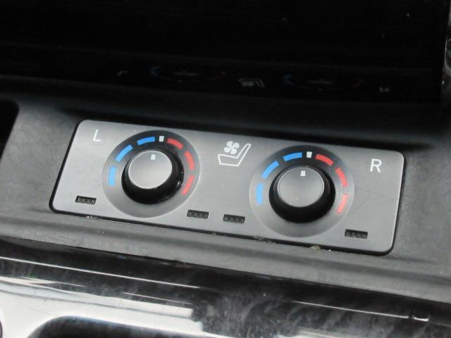 アルファード 2.5S Cパッケージ 4WD フルセグ メモリーナビ ミュージックプレイヤー接続可 後席モニター バックカメラ 衝突被害軽減システム ETC ドラレコ 両側電動スライド LEDヘッドランプ 乗車定員7人 ワンオーナー(28枚目)