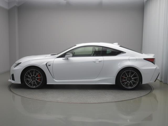 ＲＣ　Ｆ ベースグレード　革シート　サンルーフ　フルセグ　メモリーナビ　ＤＶＤ再生　ミュージックプレイヤー接続可　バックカメラ　衝突被害軽減システム　ＥＴＣ　ＬＥＤヘッドランプ　記録簿（2枚目）