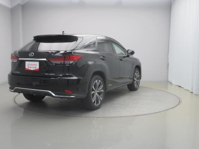 RX RX450h バージョンL 革シート 4WD フルセグ メモリーナビ DVD再生 ミュージックプレイヤー接続可 バックカメラ 衝突被害軽減システム ETC LEDヘッドランプ 記録簿(6枚目)