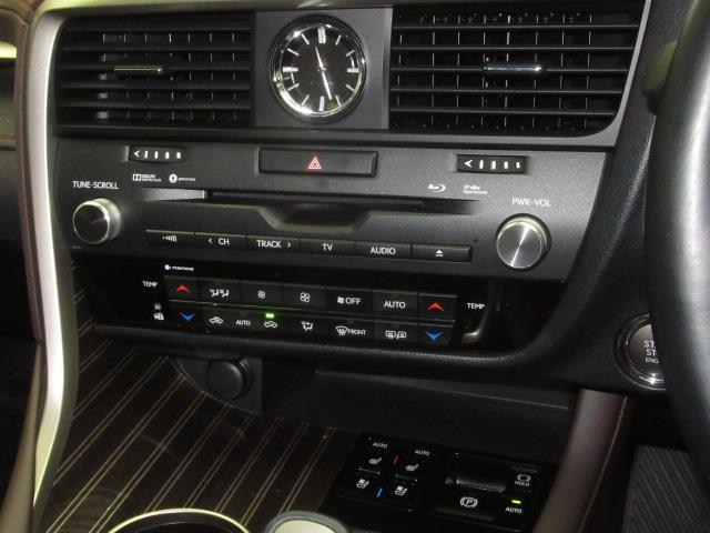 ＲＸ ＲＸ２００ｔ　バージョンＬ　革シート　フルセグ　メモリーナビ　ＤＶＤ再生　ミュージックプレイヤー接続可　バックカメラ　衝突被害軽減システム　ＥＴＣ　ドラレコ　ＬＥＤヘッドランプ　記録簿（23枚目）