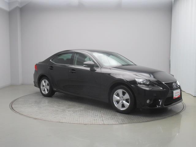 ＩＳ ＩＳ３００ｈ　フルセグ　メモリーナビ　ＤＶＤ再生　ミュージックプレイヤー接続可　バックカメラ　ＥＴＣ　ＬＥＤヘッドランプ　ワンオーナー（7枚目）