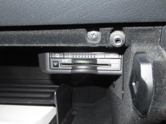 ＩＳ ＩＳ３００ｈ　フルセグ　メモリーナビ　ＤＶＤ再生　ミュージックプレイヤー接続可　バックカメラ　ＥＴＣ　ＬＥＤヘッドランプ　ワンオーナー（19枚目）