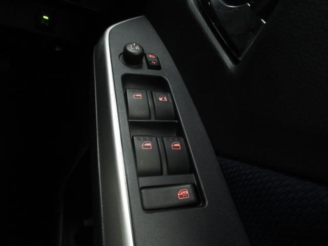 ルーミー カスタムＧ　フルセグ　メモリーナビ　ＤＶＤ再生　ミュージックプレイヤー接続可　バックカメラ　衝突被害軽減システム　ＥＴＣ　ドラレコ　両側電動スライド　ＬＥＤヘッドランプ（23枚目）