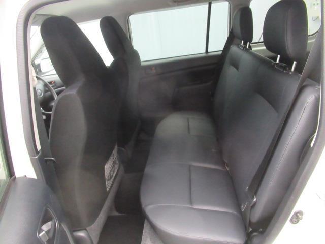 プロボックス ＤＸコンフォート　４ＷＤ　メモリーナビ　ミュージックプレイヤー接続可　衝突被害軽減システム　ＥＴＣ（10枚目）