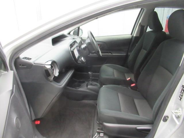 アクア Sスタイルブラック フルセグ メモリーナビ DVD再生 ミュージックプレイヤー接続可 バックカメラ 衝突被害軽減システム ETC ドラレコ LEDヘッドランプ ワンオーナー 記録簿(10枚目)