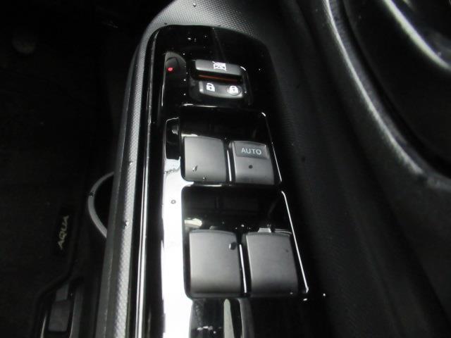 アクア Sスタイルブラック フルセグ メモリーナビ DVD再生 ミュージックプレイヤー接続可 バックカメラ 衝突被害軽減システム ETC ドラレコ LEDヘッドランプ ワンオーナー 記録簿(25枚目)