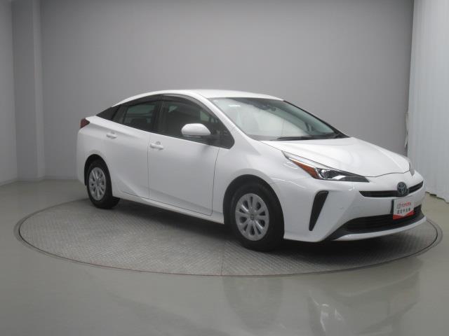 プリウス Ｓ　フルセグ　メモリーナビ　ＤＶＤ再生　ミュージックプレイヤー接続可　バックカメラ　衝突被害軽減システム　ＥＴＣ　ドラレコ　ＬＥＤヘッドランプ　記録簿（8枚目）