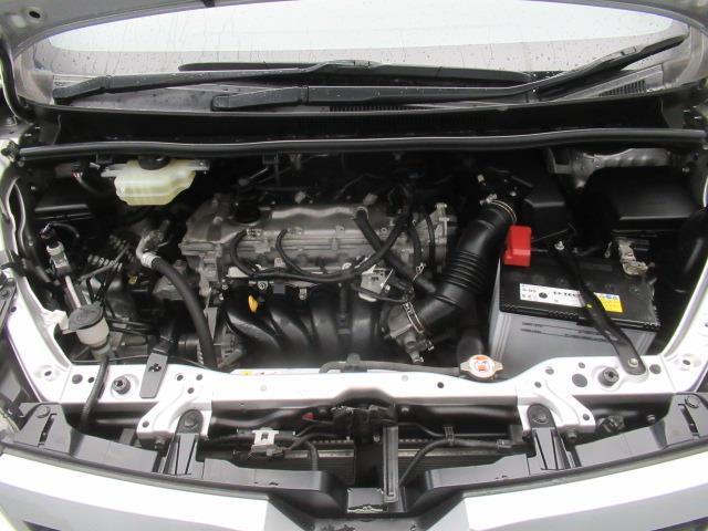 ヴォクシー Ｘ　メモリーナビ　ミュージックプレイヤー接続可　バックカメラ　衝突被害軽減システム　電動スライドドア　ＬＥＤヘッドランプ　乗車定員８人（29枚目）