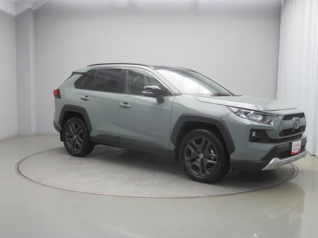 RAV4 アドベンチャー サンルーフ 4WD フルセグ メモリーナビ ミュージックプレイヤー接続可 バックカメラ 衝突被害軽減システム ETC ドラレコ LEDヘッドランプ 記録簿(8枚目)