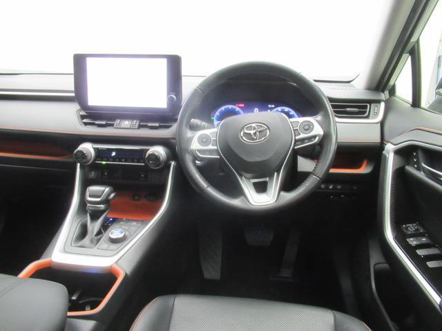 RAV4 アドベンチャー サンルーフ 4WD フルセグ メモリーナビ ミュージックプレイヤー接続可 バックカメラ 衝突被害軽減システム ETC ドラレコ LEDヘッドランプ 記録簿(16枚目)