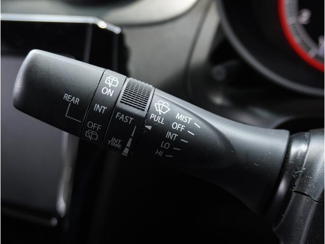 スイフト ＸＧ　リアパーキングセンサー　シートヒーター　スマートキー　デュアルセンサーブレーキサポート　後退時ブレーキサポート　アダプティブクルーズコントロール　オートライト　シートヒーター　プッシュスタートシステム（55枚目）