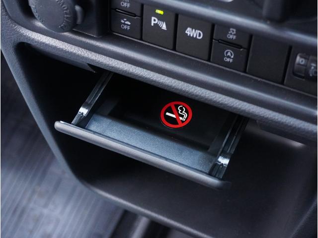 キャリイトラック KCエアコン・パワステ農繁 4WD オートマ 荷台作業灯 4WD オートマ リアパーキングセンサー 荷台作業灯 3方開 キーレスエントリー AMFMラジオ オートライト 衝突被害軽減システム アイドリングストップ 横滑り防止機能 衝突安全ボディ(56枚目)