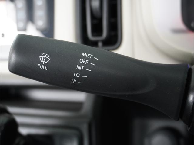 アルト L リアパーキングセンサー 運転席シートヒーター キーレス リアパーキングセンサー 運転席シートヒーター キーレスエントリー オートライト CD AMFMラジオ 衝突被害軽減システム アイドリングストップ 横滑り防止機能 衝突安全ボディ 盗難防止システム(40枚目)