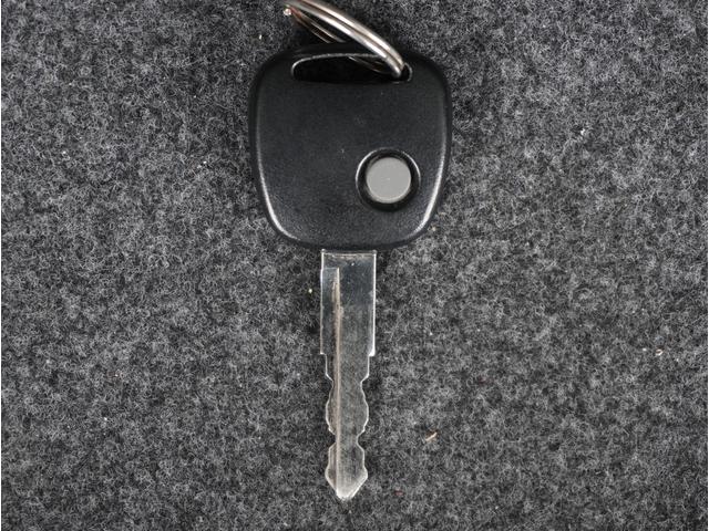 アルト L リアパーキングセンサー 運転席シートヒーター キーレス リアパーキングセンサー 運転席シートヒーター キーレスエントリー オートライト CD AMFMラジオ 衝突被害軽減システム アイドリングストップ 横滑り防止機能 衝突安全ボディ 盗難防止システム(50枚目)