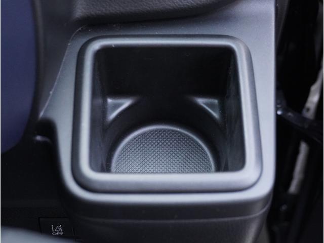 アルト L リアパーキングセンサー 運転席シートヒーター キーレス リアパーキングセンサー 運転席シートヒーター キーレスエントリー オートライト 衝突被害軽減システム アイドリングストップ 横滑り防止機能 衝突安全ボディ 盗難防止システム(48枚目)