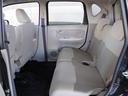 【後部座席】ドアの開閉角度も大きく乗り降りが楽にできて、リアシートも広く乗れます。足元も広いです。