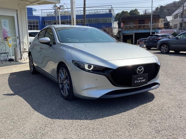 ＭＡＺＤＡ３ファストバック ＸＤ　Ｌパッケージ　３６０°セーフティＰｋｇ　マツダコネクトナビ　４ＷＤ　ワンオーナー　３６０°モニター　ケンウッド製２カメラドライブレコーダー　ＥＴＣ１．０車載機　衝突被害軽減ブレーキ　前後パーキングセンサー　３６０度カメラ　アイストップ（5枚目）