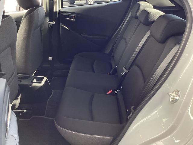 MAZDA2 1.5 15BD マツダコネクトナビ 360°ビューモニター ETC LEDヘッドライト アダプティブクルーズコントロール AppleCarplay アクセル踏み間違い防止装置 パノラマモニタ ブルートゥース 禁煙(10枚目)