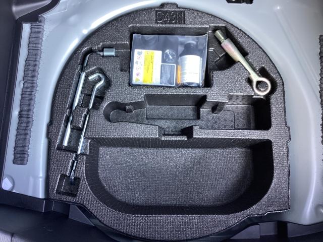 MAZDA2 1.5 15BD マツダコネクトナビ 360°ビューモニター ETC LEDヘッドライト アダプティブクルーズコントロール AppleCarplay アクセル踏み間違い防止装置 パノラマモニタ ブルートゥース 禁煙(13枚目)