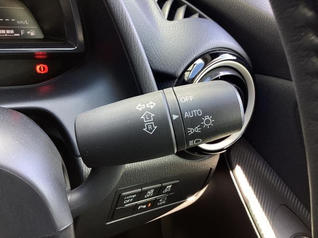 MAZDA2 1.5 15BD マツダコネクトナビ 360°ビューモニター ETC LEDヘッドライト アダプティブクルーズコントロール AppleCarplay アクセル踏み間違い防止装置 パノラマモニタ ブルートゥース 禁煙(25枚目)
