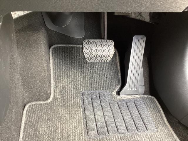 MAZDA2 1.5 15BD マツダコネクトナビ 360°ビューモニター ETC LEDヘッドライト アダプティブクルーズコントロール AppleCarplay アクセル踏み間違い防止装置 パノラマモニタ ブルートゥース 禁煙(34枚目)