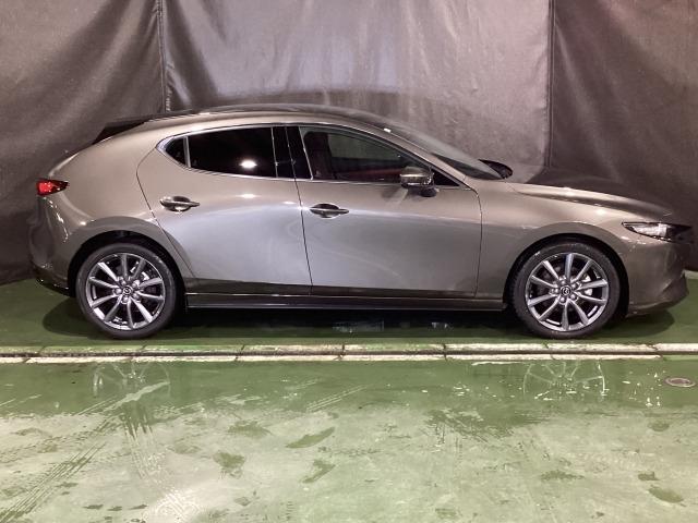 MAZDA3ファストバック XD バーガンディ セレクション ディーゼルターボ マツダコネクトナビ バックモニター ETC アダプティブクルーズコントロール LEDヘッドライト アクセル踏み間違い防止装置 AppleCarplay レーンアシスト パーキングセンサー 誤発進抑制(39枚目)