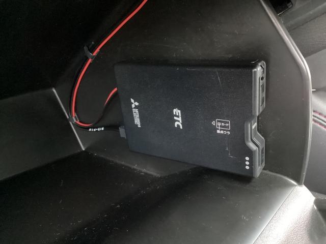 ＣＸ－５ ２．０　２０Ｓ　ブラックトーンエディション　２０Ｓブラックトーンエデイション　全周囲モニター　ＥＴＣ１．０車載機　電動リアゲート　アダプティブクルーズコントロール　衝突被害軽減ブレーキ　アクセル踏み間違い防止装置　車線逸脱警報システム　フルセグ（24枚目）