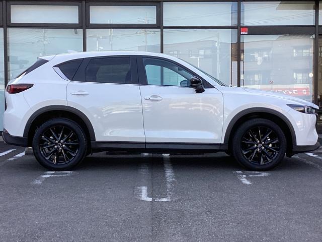 ＣＸ－５ ２．０　２０Ｓ　ブラックトーンエディション　２０Ｓブラックトーンエデイション　全周囲モニター　ＥＴＣ１．０車載機　電動リアゲート　アダプティブクルーズコントロール　衝突被害軽減ブレーキ　アクセル踏み間違い防止装置　車線逸脱警報システム　フルセグ（39枚目）