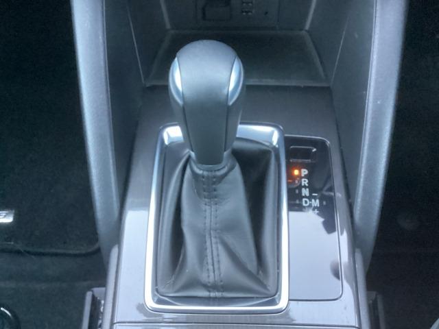 アクセルペダルを踏み込む量や速さに応じて変速パターンをし、人馬一体の運転感覚を発揮してくれる６速オートマ！