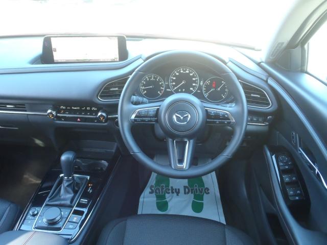 ＣＸ－３０ ２０Ｓ　ブラック　セレクション　現行モデル　当社試乗車　禁煙車　マツダコネクト　ＥＴＣ１．０車載機　衝突被害軽減ブレーキ　３６０°モニター　前後パーキングセンサー　パワーシート　ブルートゥース　パワーリフトゲート　フルセグＴＶ（2枚目）