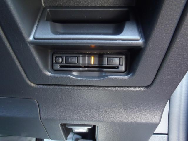 ＣＸ－３０ ２０Ｓ　ブラック　セレクション　現行モデル　当社試乗車　禁煙車　マツダコネクト　ＥＴＣ１．０車載機　衝突被害軽減ブレーキ　３６０°モニター　前後パーキングセンサー　パワーシート　ブルートゥース　パワーリフトゲート　フルセグＴＶ（17枚目）