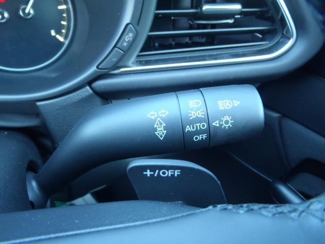 ＣＸ－３０ ２０Ｓ　ブラック　セレクション　現行モデル　当社試乗車　禁煙車　マツダコネクト　ＥＴＣ１．０車載機　衝突被害軽減ブレーキ　３６０°モニター　前後パーキングセンサー　パワーシート　ブルートゥース　パワーリフトゲート　フルセグＴＶ（20枚目）