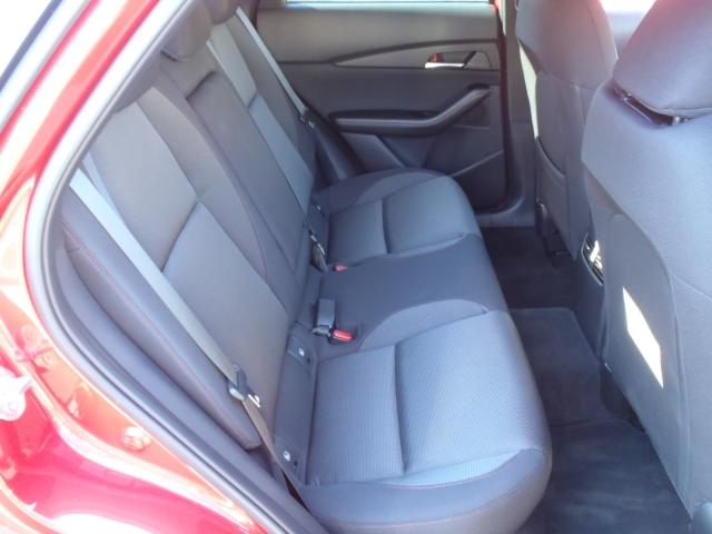 ＣＸ－３０ ２０Ｓ　ブラック　セレクション　現行モデル　当社試乗車　禁煙車　マツダコネクト　ＥＴＣ１．０車載機　衝突被害軽減ブレーキ　３６０°モニター　前後パーキングセンサー　パワーシート　ブルートゥース　パワーリフトゲート　フルセグＴＶ（26枚目）