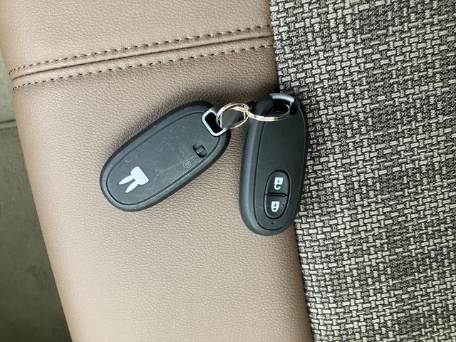 アルトラパンＬＣ ！初売！　Ｘ　５型　全方位カメラ付きナビ　ＥＴＣ　バックカメラ　オートライト　Ｂｌｕｅｔｏｏｔｈ　純正ナビ　プッシュスタート　シートヒーター　オートエアコン　ＥＴＣ　スズキセーフティーサポート　アイドリングストップ　横滑り防止機能　盗難防止システム（42枚目）