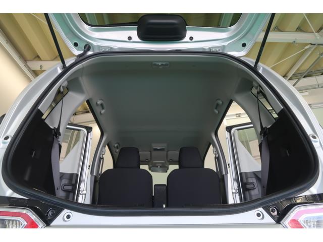 天井も綺麗に保たれています。