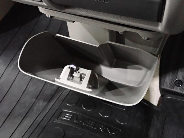 エブリイ ！先行初売！　ＪＯＩＮターボ　６型　オートライト　スライドドア　エアコン　スズキセーフティーサポート　衝突被害軽減システム　横滑り防止機能（30枚目）