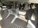 車いす移動車　ＨＹＢＲＩＤ　Ｘ　２型　片側電動スライドドア　オートライト　スライドドア　プッシュスタート　シートヒーター　スズキセーフティーサポート　衝突被害軽減システム　アイドリングストップ　横滑り防止機能　盗難防止システム（32枚目）