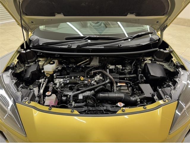 ヤリスクロス ハイブリッドＺ　衝突被害軽減ブレーキ　ペダル踏み間違い急発進抑制装置　電源コンセント　ディスプレイオーディオ　ＬＥＤ　Ｂｌｕｅｔｏｏｔｈ　シートヒーター　全周囲カメラ　ブラインドスポットモニター　クルーズコントロール（39枚目）