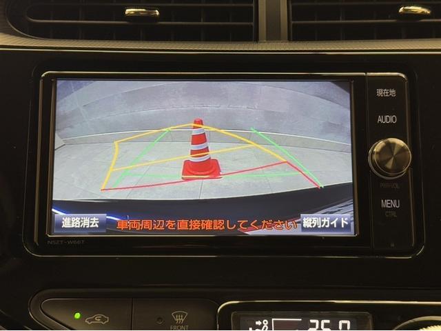 アクア クロスオーバー 衝突被害軽減ブレーキ ドライブレコーダー ナビ フルセグ Bluetooth バックモニター 先進ライト 車線逸脱警報 オートエアコン キーレスエントリー 純正アルミ CD/DV再生 横滑り防止装置(8枚目)
