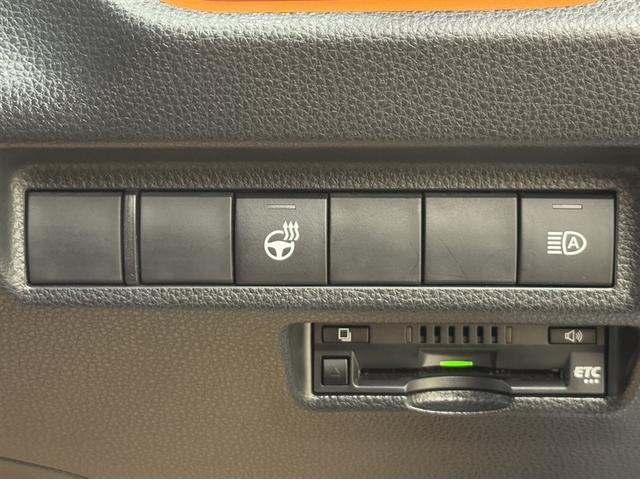 ＲＡＶ４ アドベンチャー　４ＷＤ　衝突被害軽減ブレーキ　ペダル踏み間違い急発進抑制装置　ナビ　フルセグ　Ｂｌｕｅｔｏｏｔｈ　ＥＴＣ　ＬＥＤ　シートヒーター・ベンチレーション　クルーズコントロール　ブラインドスポットモニター（13枚目）