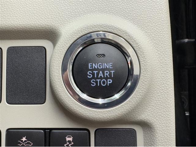 パッソ X Lパッケージ 衝突被害軽減ブレーキ ペダル踏み間違い急発進抑制装置 ナビ フルセグ Bluetooth LED ベンチシート アイドリングストップ スマートキー オートエアコン 先進ライト 車線逸脱警報 記録簿(11枚目)