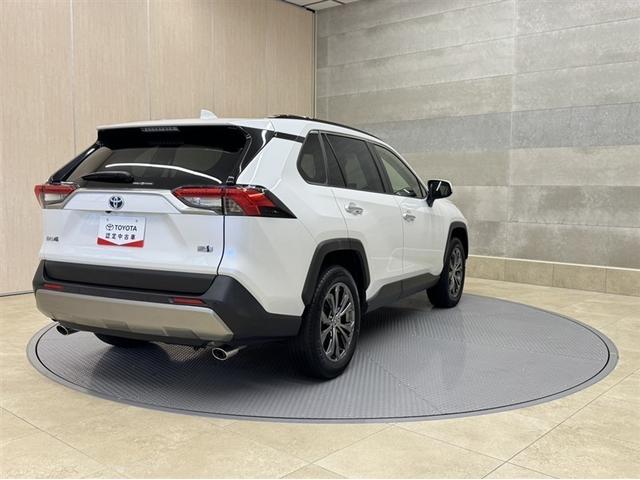 RAV4 ハイブリッドG 試乗車 全周囲モニター 合成皮革シート シートヒーター&ベンチレーション AC100V/1500Wコンセント ETC2.0 ディスプレイオーディオ ナビ フルセグTV サンルーフ 整備記録簿(19枚目)