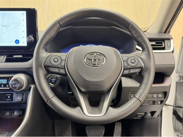 RAV4 ハイブリッドG 試乗車 全周囲モニター 合成皮革シート シートヒーター&ベンチレーション AC100V/1500Wコンセント ETC2.0 ディスプレイオーディオ ナビ フルセグTV サンルーフ 整備記録簿(27枚目)