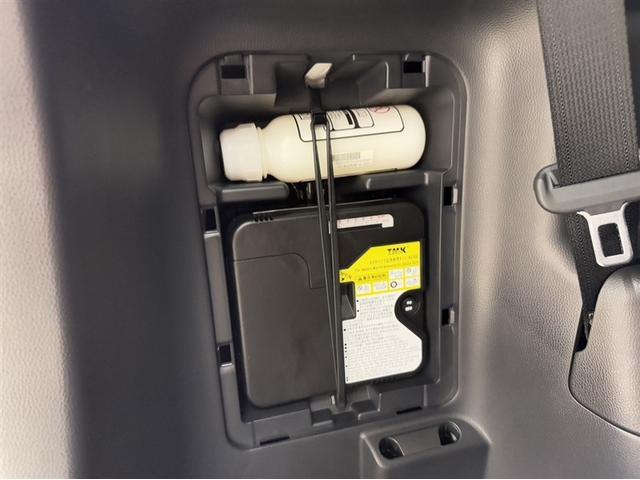 軽量コンパクトな修理キットは燃費向上に貢献します。これなら女性の方でも対応できますね☆☆