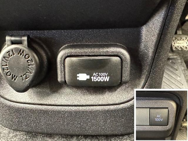 シエンタ ハイブリッドＺ　衝突被害軽減ブレーキ　ペダル踏み間違い急発進抑制装置　ドライブレコーダー　電源コンセント　ナビ　フルセグ　Ｂｌｕｅｔｏｏｔｈ　後席モニター　ＥＴＣ　ＬＥＤ　クルーズコントロール　全周囲カメラ（17枚目）