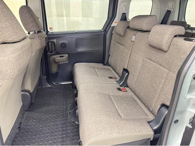 シエンタ ハイブリッドＺ　衝突被害軽減ブレーキ　ペダル踏み間違い急発進抑制装置　ドライブレコーダー　電源コンセント　ナビ　フルセグ　Ｂｌｕｅｔｏｏｔｈ　後席モニター　ＥＴＣ　ＬＥＤ　クルーズコントロール　全周囲カメラ（24枚目）