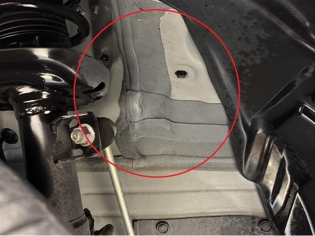 シエンタ ハイブリッドＺ　衝突被害軽減ブレーキ　ペダル踏み間違い急発進抑制装置　ドライブレコーダー　電源コンセント　ナビ　フルセグ　Ｂｌｕｅｔｏｏｔｈ　後席モニター　ＥＴＣ　ＬＥＤ　クルーズコントロール　全周囲カメラ（35枚目）